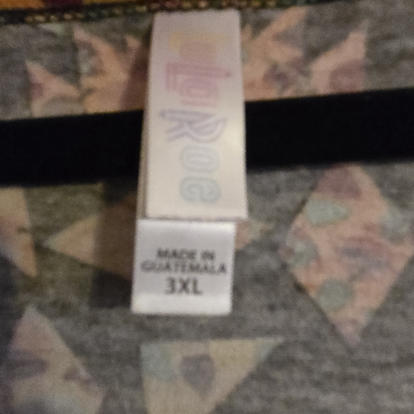 Colorful Geometric Patterned Top - Picture 2 of 2